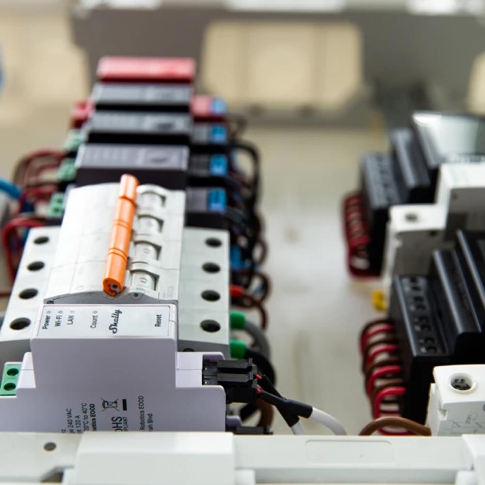 Shelly Pro 3EM 3-Phasen-Stromverbrauchsmessgerät 120A WiFi LAN BT DIN Montage PV