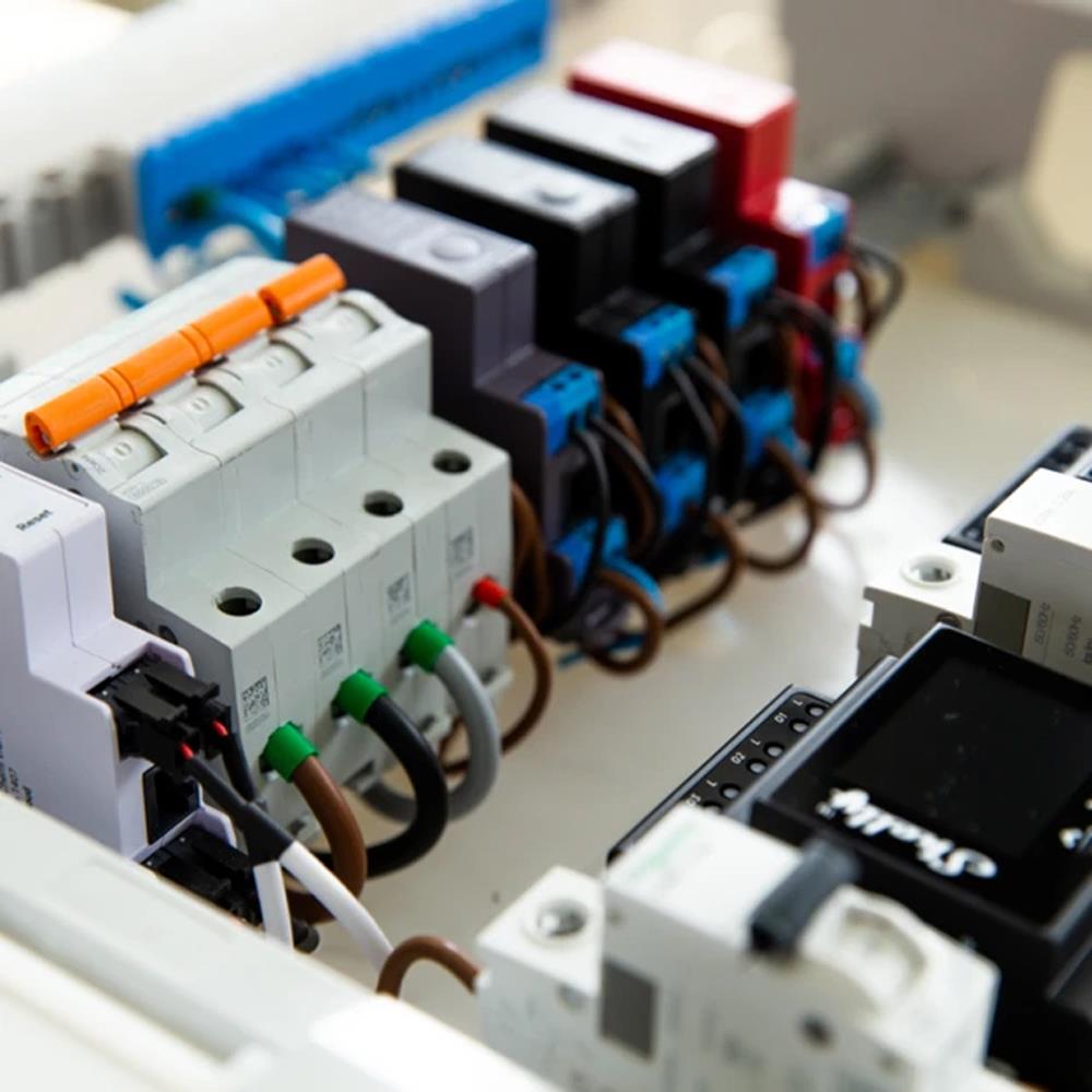 Shelly Pro 3EM 3-Phasen-Stromverbrauchsmessgerät 120A WiFi LAN BT DIN Montage PV