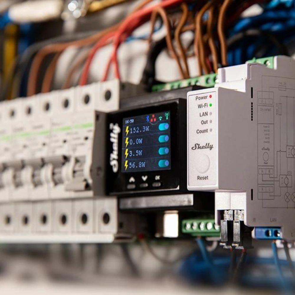 Shelly Pro EM-50 WiFi Relais Stromzähler 2x 50A + 2 Klemmen Messfunktion PV